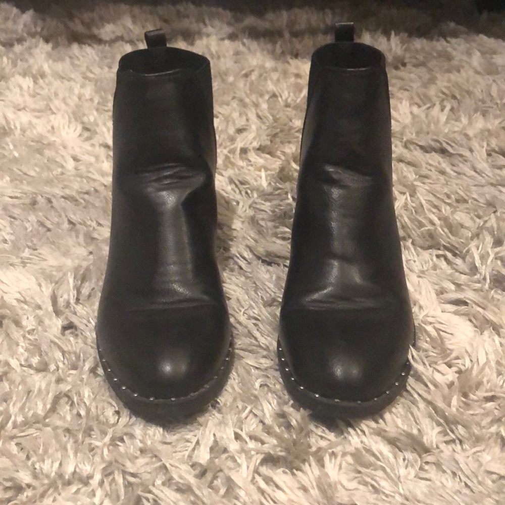 Leather booties